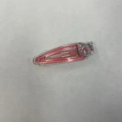 猫デザイン ラメ付きヘアクリップ