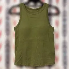 UNIQLO アメリカンスリーブ オリーブ色リブ編みカップ付きタンクトップ
