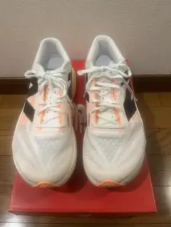 new balance FuelCell SuperComp Elite v4のサムネイル
