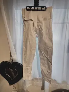 Item thumbnail for item f4e99839-4e63-4c34-abf6-4d51bfe2952f