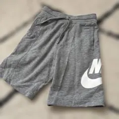 NIKE スウェットハーフパンツ　120cm
