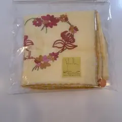シビラ　花　刺繍ハンカチ