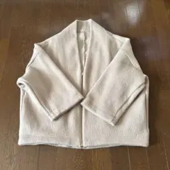 ノーカラージャケット ベージュ