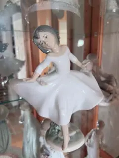 LLADRO リヤドロ たくさん摘めたよフィギュリン 置物 訳アリ - メルカリ