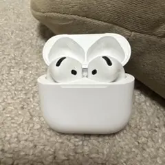 Apple AirPods 4 アクティブノイズキャンセリング搭載 本体 美品