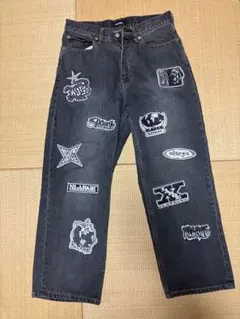 XLARGE パッチ付きダークグレー デニム