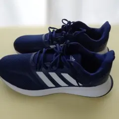 adidas ネイビー ランニングシューズ　27㎝