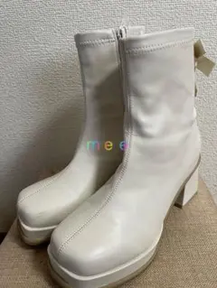 axes femme レースアップストレッチブーツ 白M 24cm〜24.5cmのサムネイル