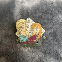 【ディズニー】《即購入⭕️》アナと雪の女王 ピンバッジ エルサ＆アナ
