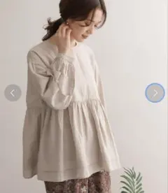 美品⭐︎URBAN RESEARCH DOORS リヨセルリネンギャザーブラウス