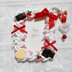 ホイップデコ トレカケース B8 硬質ケース 推し活 ビーズチャーム付き 赤