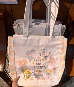 上海ディズニー限定　サマー　ダッフィートットバッグ