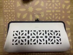 【運気上昇　白財布】【未使用品】genten がま口長財布 カットワーク 運気上昇 白財布】【未使用品】genten がま口長財布 カットワーク