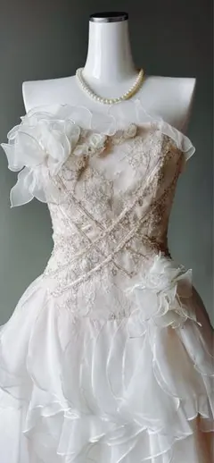 アイボリー ウェディングドレス レースアップ　5号７号９号