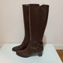 ダイアナ　24センチバックル付きロングブーツ