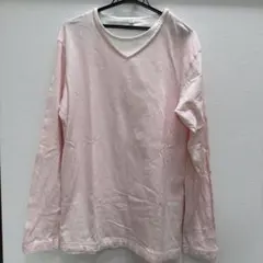 UNIQLOメンズロングTシャツのサムネイル