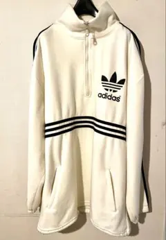 adidas ホワイト ジップアップ トレーナー