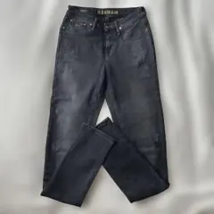 DENHAM NEEDLYのサムネイル