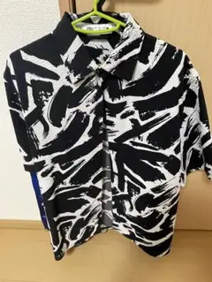 ZARA 半袖シャツ モノトーン ブラシストローク柄