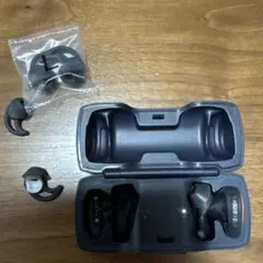 Bose ワイヤレスイヤホン 充電ケース付き　片耳のみ