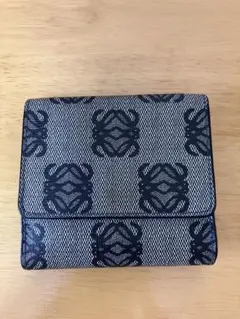 rt様】LOEWE 二つ折り財布 アナグラム レザー ネイビー ブラック