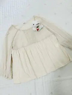 ピンクハウス　ブラウス　綿ローン　カットソー　ピコフリル　2023　生成り