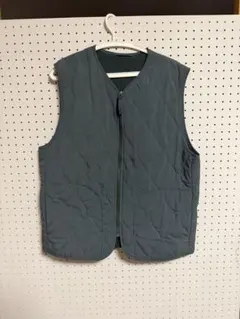 GU グレー キルティングベスト