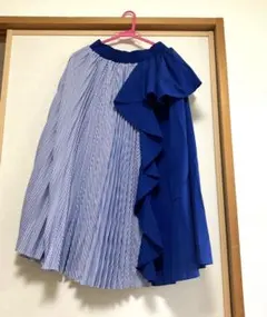 ブループリーツロングスカートのサムネイル