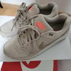 ナイキ エア マックス コマンド プレミアム 718896-228