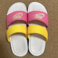 NIKE シャワーサンダル ピンク×イエロー 25cmのサムネイル