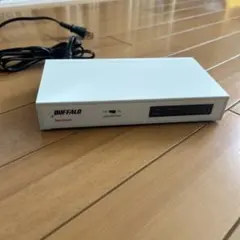 スイッチングハブ　バッファロー　LS W 5ーGTー￼ 8 NS/￼ WH