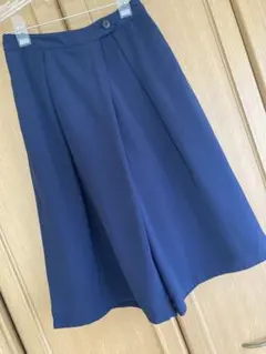 コムサイズム　ネイビー キュロット