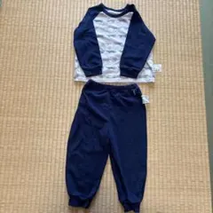 ユニクロ　ベビー　キッズ　パジャマ　リサラーソン　90