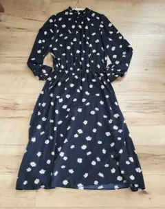 index　ネイビー花柄長袖ワンピース
