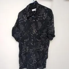 フローラル柄 半袖シャツ 黒