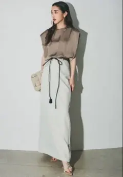 SACRA RUSTIC LINEN TOP アッシュベージュ - メルカリ