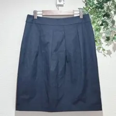 【グリーンレーベルリラクシング】ひざ丈タイトスカート　サイズ40 麻混　ネイビー