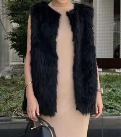 ✬最終価格✩KOBE LETTUCE フェイクファーロングジレ(ブラック系)