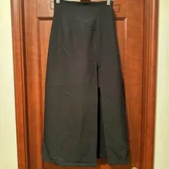 美品NICE CLAUPスリットロングスカート　ブラック