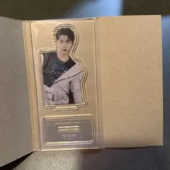 SEVENTEEN　FACE THE SUN　アクリルスタンド ディノ