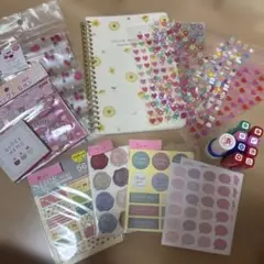 カラフルなステッカーとスタンプセット