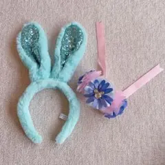 ウサギ耳カチューシャ 花飾り付き
