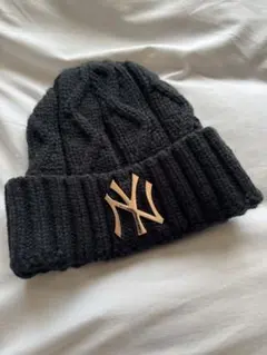 ニューエラ　ニット帽　レディース　New Era ニューヨーク・ヤンキースのサムネイル