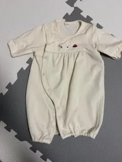 ロンパース 60-70cm クリーム色刺繍