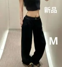 2026年最新】alo yoga パンツの人気アイテム - メルカリ