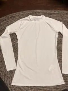 UNDER ARMOUR 長袖 コンプレッションシャツ 白