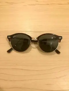 Ray-Ban RB4246 club round