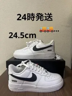 Nike Air Force 1 Supreme ホワイト/ブラック