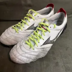 ミズノ サッカーシューズ ホワイト/ブラック/レッド