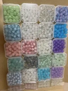 ②ガラスビーズ　10ミリ、8ミリ　ケース付き　まとめ売り
